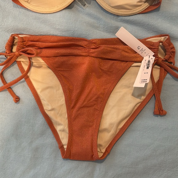 NWT VS swimsuit - Picture 5 of 7